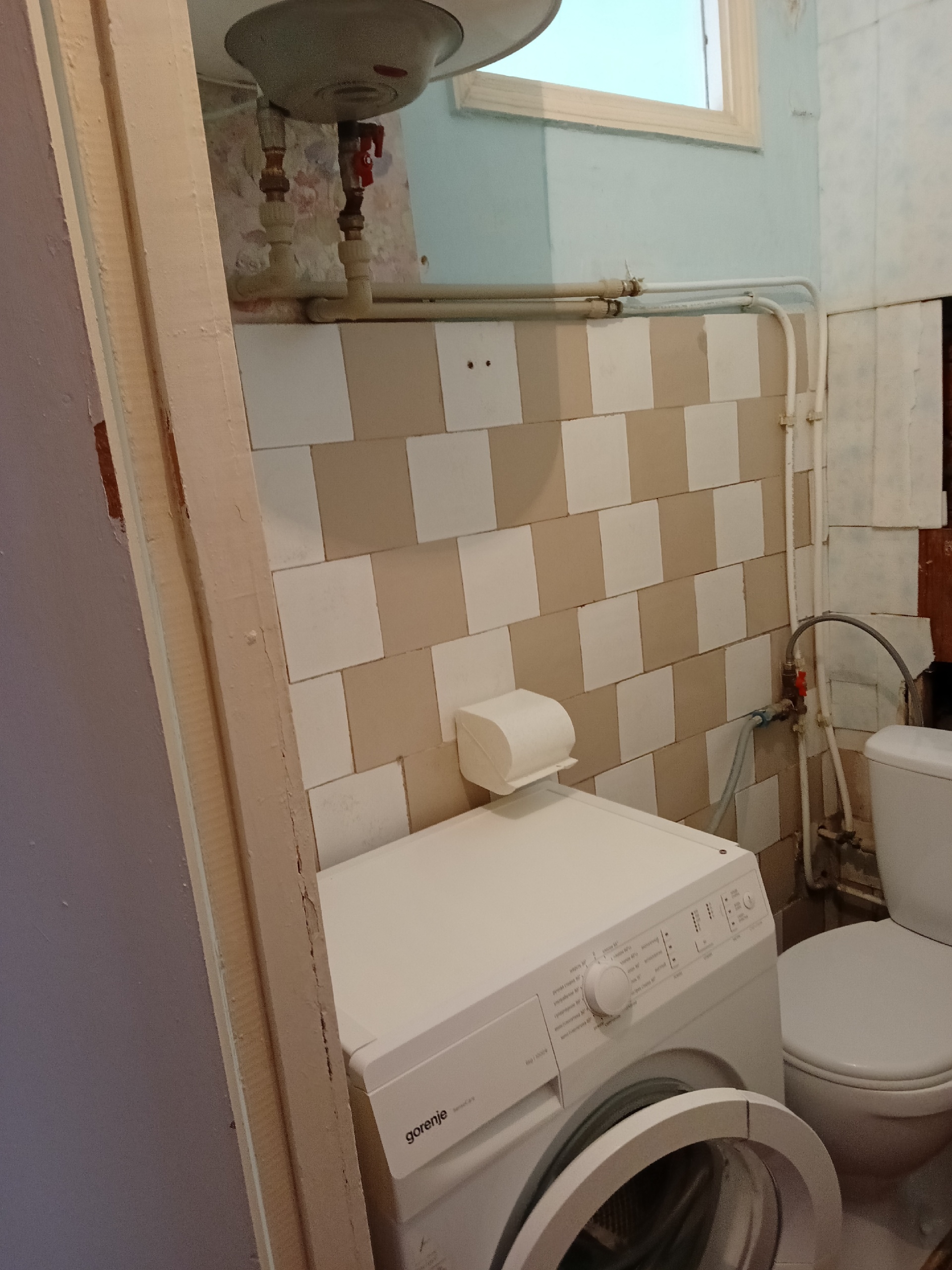 Сдам долгосрочно 1к квартиру, квартал Щербакова, ул. Краснознаменная 47А. ✅ В квартире есть все необходимое для проживания: стиральная машина, бойлер, холодильник, 3 спальных места ✅ Все необходимое рядом: магазин, рынок, садик, школа, остановка общественного транспорта. Тихий спальный район города 💰Цена: 20....